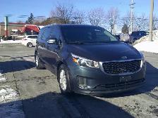 2016 Kia Sedona LX 8 Passengers