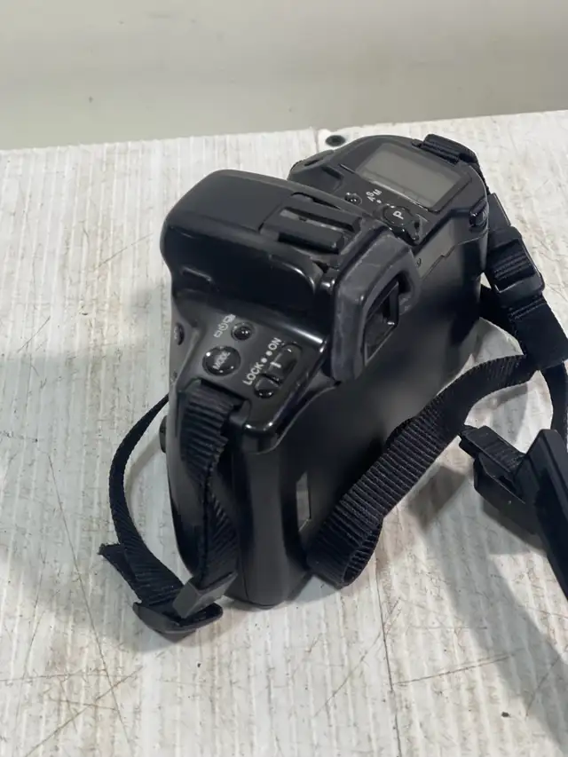 Minolta Maxxum 400si - Photo 3