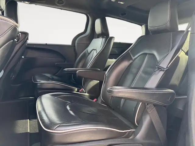 2019 Chrysler Pacifica Hybrid Limited NAVIGATION BACKUP CAMERA/F - Photo 12