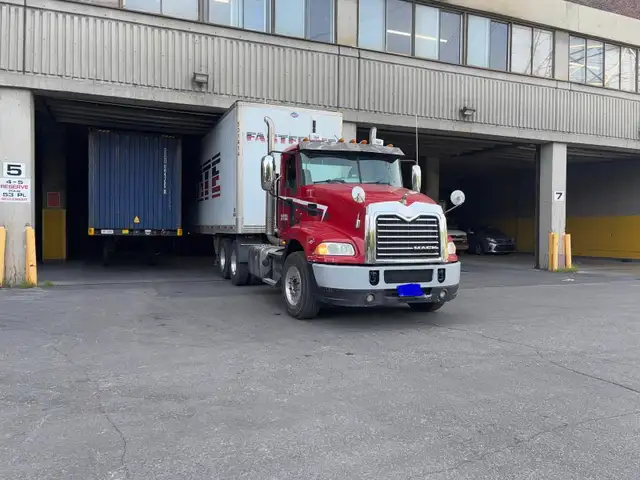 Mack Pinnacle 2015 - Photo 4