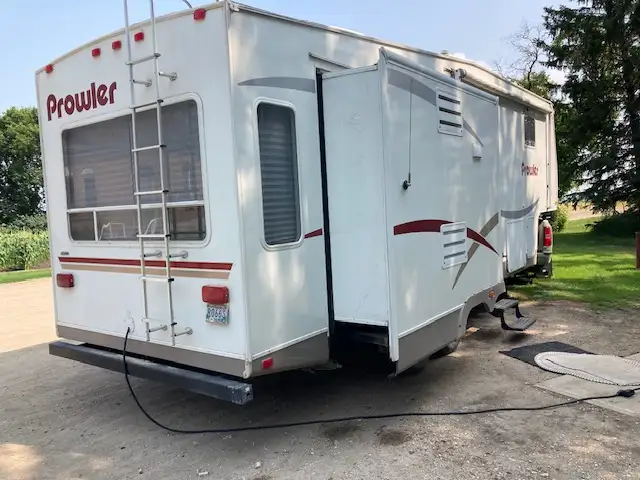 Prowler 2007 Fleetwood Travel Trailer
