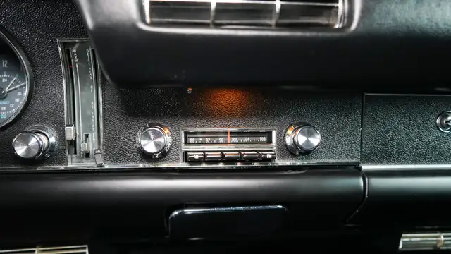 1968 Pontiac GTO - #'s Matching! A/C, Disc Brakes! - Photo 15