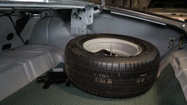 1968 Pontiac GTO - #'s Matching! A/C, Disc Brakes! - Photo 23