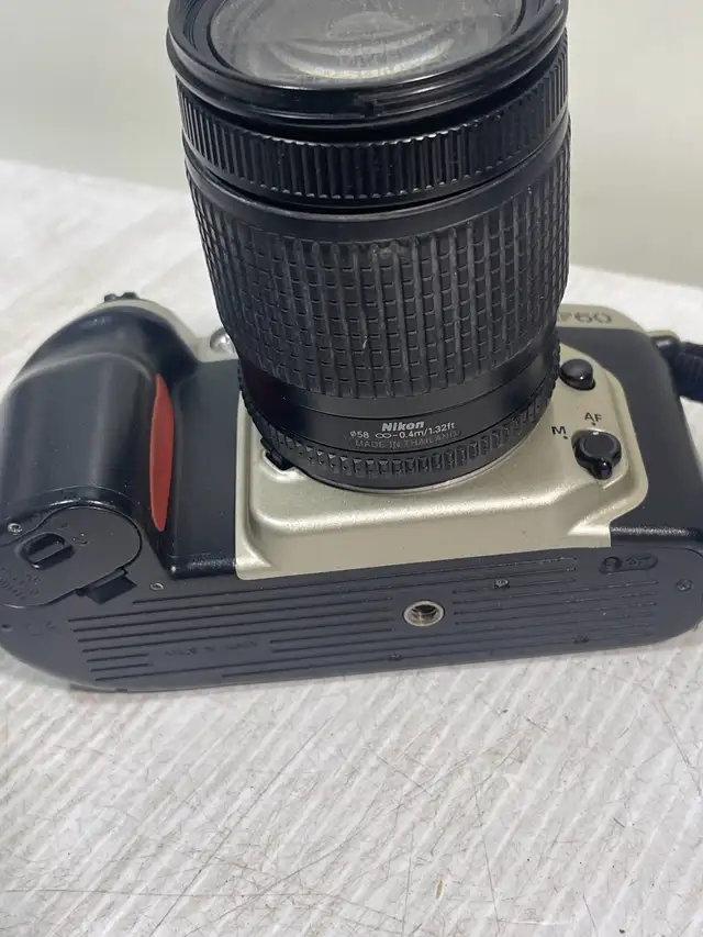 Nikon F60 SLR Camera - Photo 6