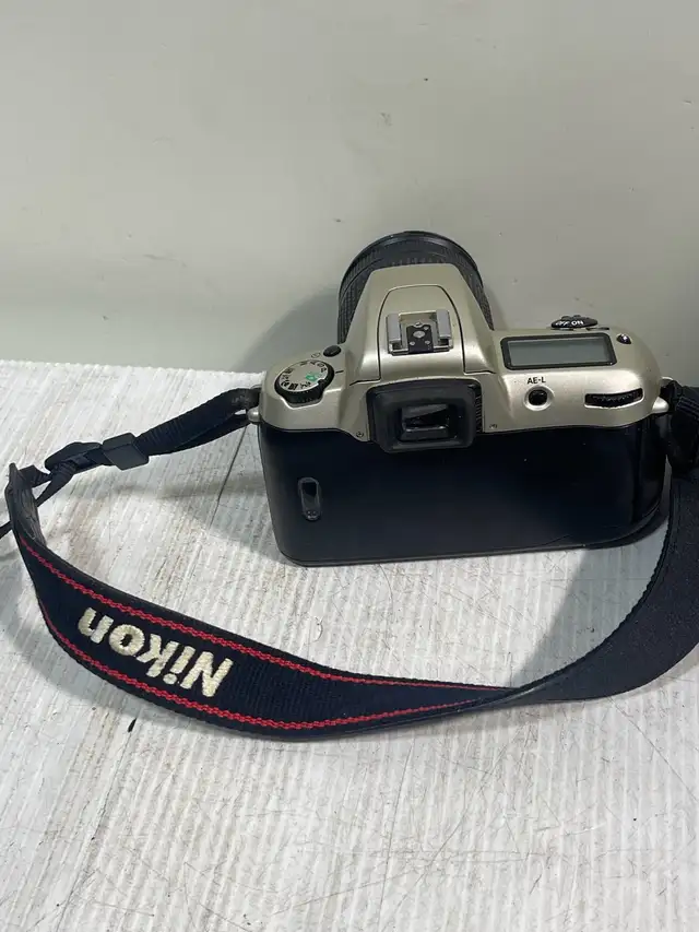 Nikon F60 SLR Camera - Photo 7
