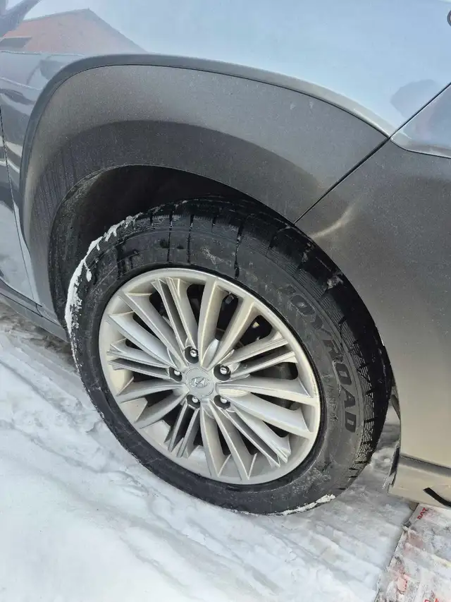 Hyundai Kona Preferred AWD - Photo 4