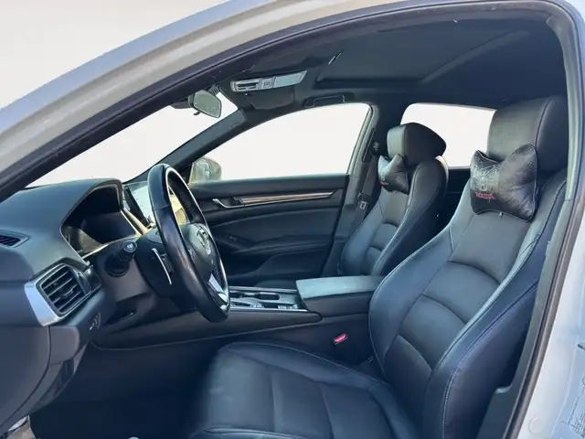 2019 Honda Accord Sedan Sport BACKUP CAMERA/FRONT SUNROOF HEATED - Photo 11