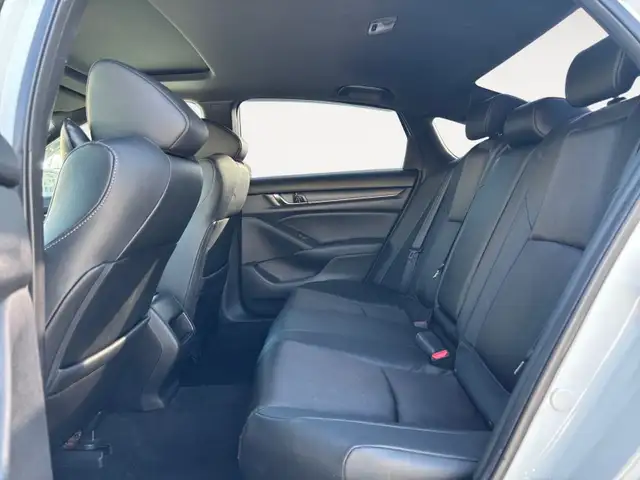 2019 Honda Accord Sedan Sport BACKUP CAMERA/FRONT SUNROOF HEATED - Photo 12