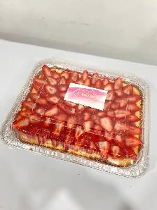 Best Strawberry cheesecake  30 servings custom cakes Halton - Photo 6