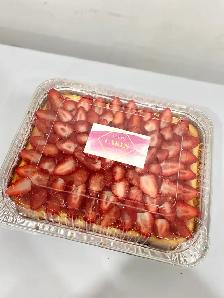 Best Strawberry cheesecake  30 servings custom cakes Halton - Photo 8