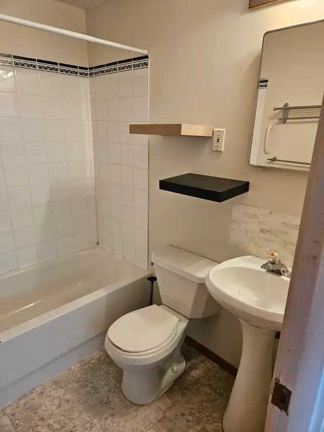 1 Bedroom apartment at 2107 7th Street East near Preston - Photo 7