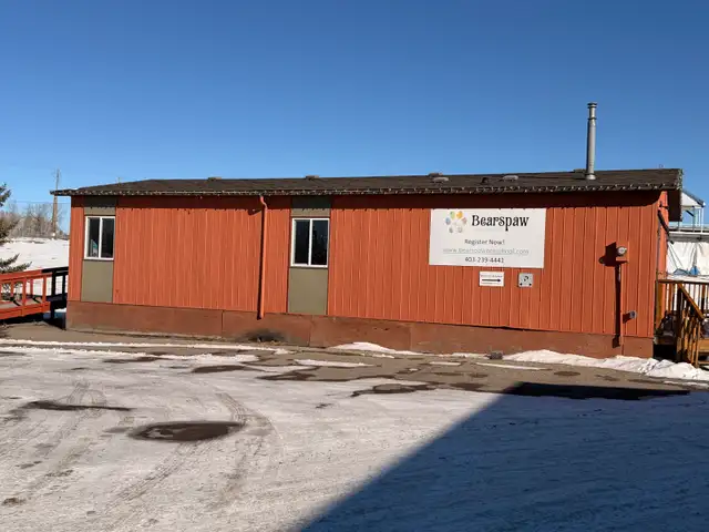 mobile home/classroom