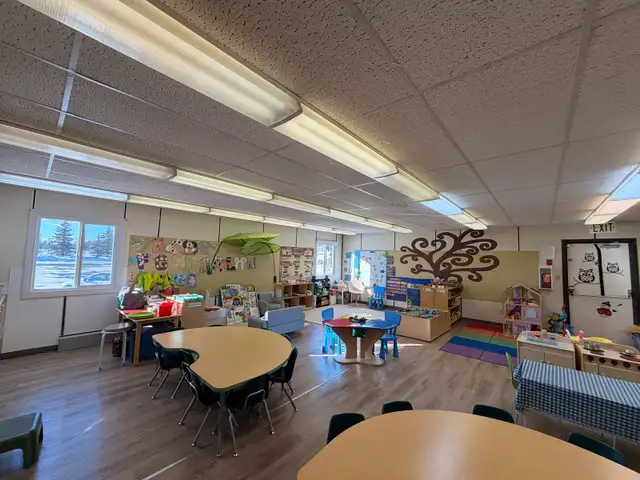 mobile home/classroom - Photo 6