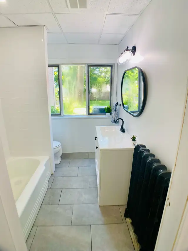 1Bdrm, All Utilities In   Huge Deck, Backyard & Parking! May 1st - Photo 12