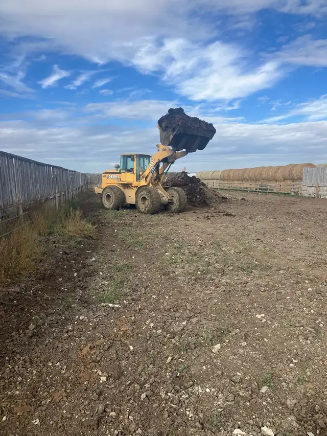 Manure Spreading/Corral Cleaning - Photo 2