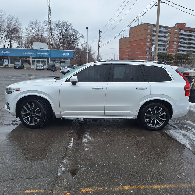 2016 Volvo XC90 T6 Momentum AWD, 2.0l 4cyl, 7 passenger - Photo 5