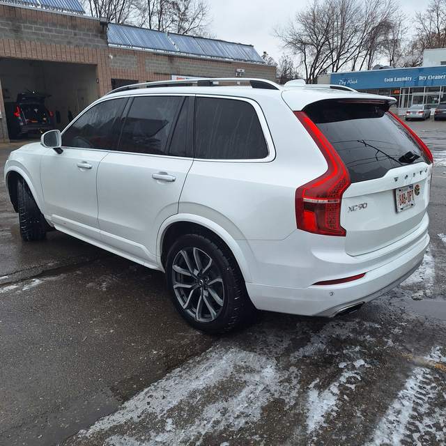 2016 Volvo XC90 T6 Momentum AWD, 2.0l 4cyl, 7 passenger - Photo 6