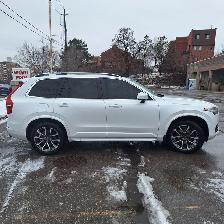 2016 Volvo XC90 T6 Momentum AWD, 2.0l 4cyl, 7 passenger - Photo 9