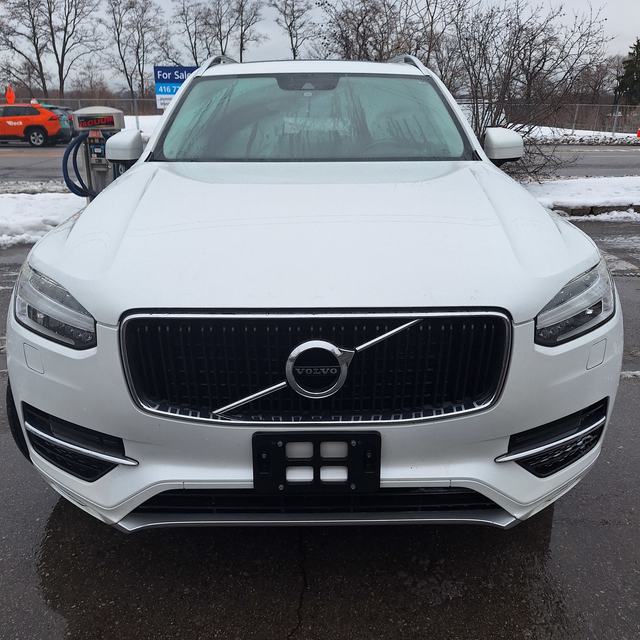 2016 Volvo XC90 T6 Momentum AWD, 2.0l 4cyl, 7 passenger - Photo 11