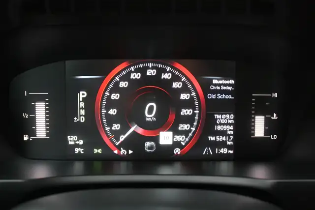 2016 Volvo XC90 T6 Momentum AWD, 2.0l 4cyl, 7 passenger - Photo 21