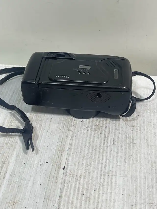 Samsung AF Zoom 777i Camera - Photo 3