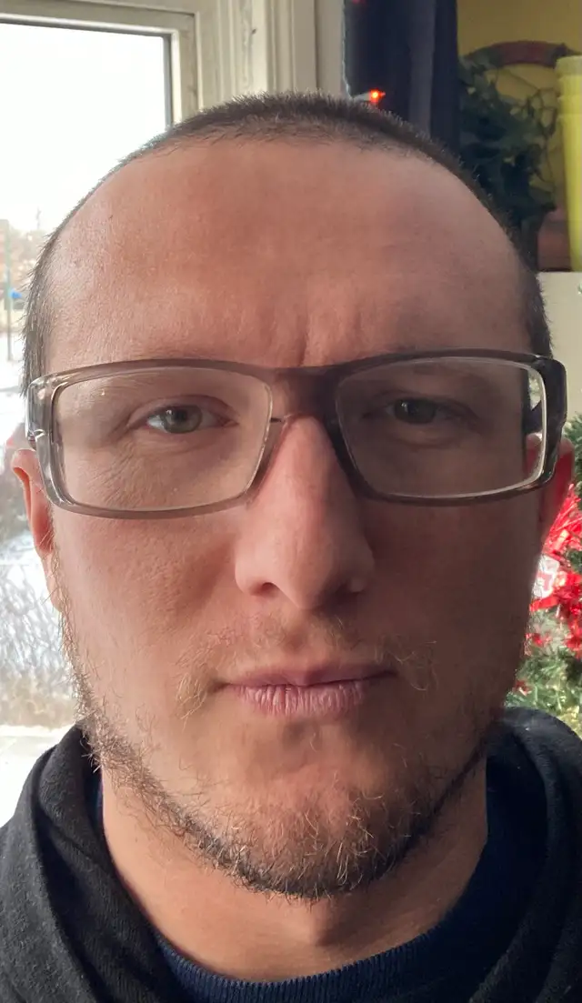 Offering rideshare from Regina along HWY1 to Medicine Hat