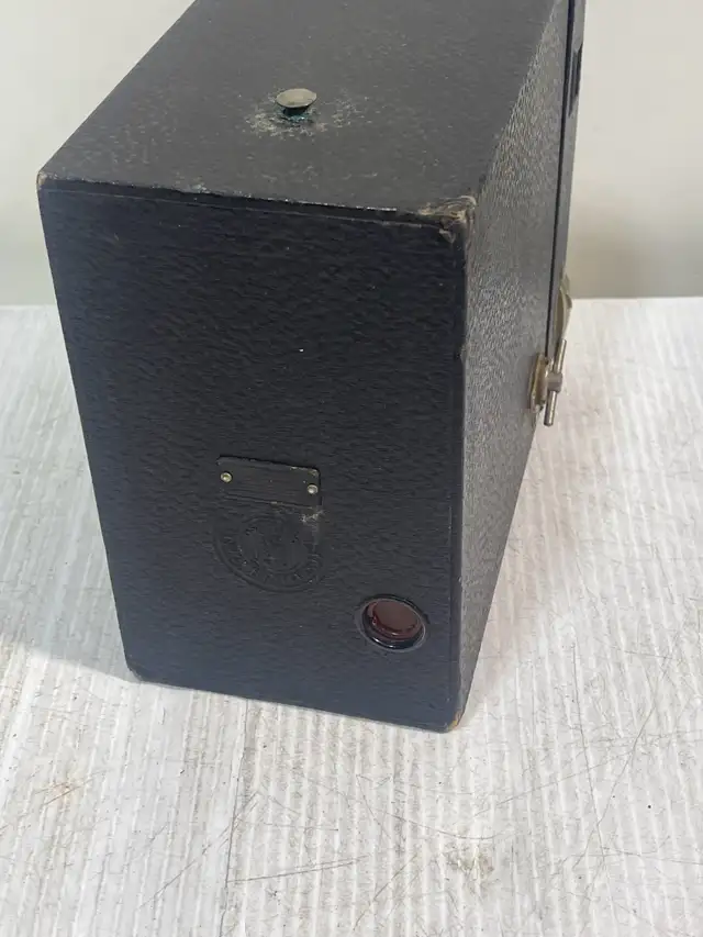 Kodak Brownie Junior - Photo 3