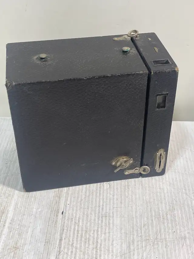 Kodak Brownie Junior - Photo 4