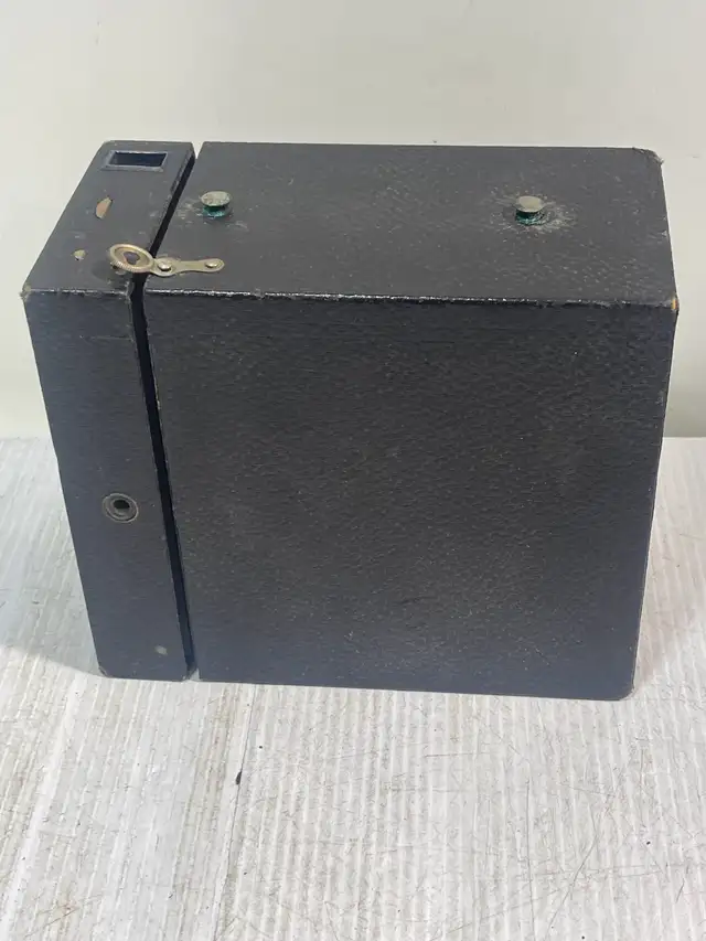 Kodak Brownie Junior - Photo 6