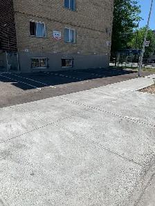 STATIONNEMENT A LOUER MONTREAL-NORD EXTERIOR LIBRE IMMEDIATEMENT - Photo 2