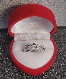 Sz 7 1/2 14K Gold 0.30Ct. Diamond Ring Set w/Cert (27220062)