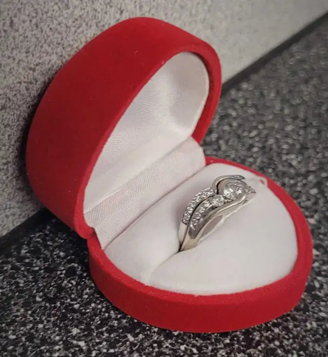 Sz 7 1/2 14K Gold 0.30Ct. Diamond Ring Set w/Cert (27220062) - Photo 2