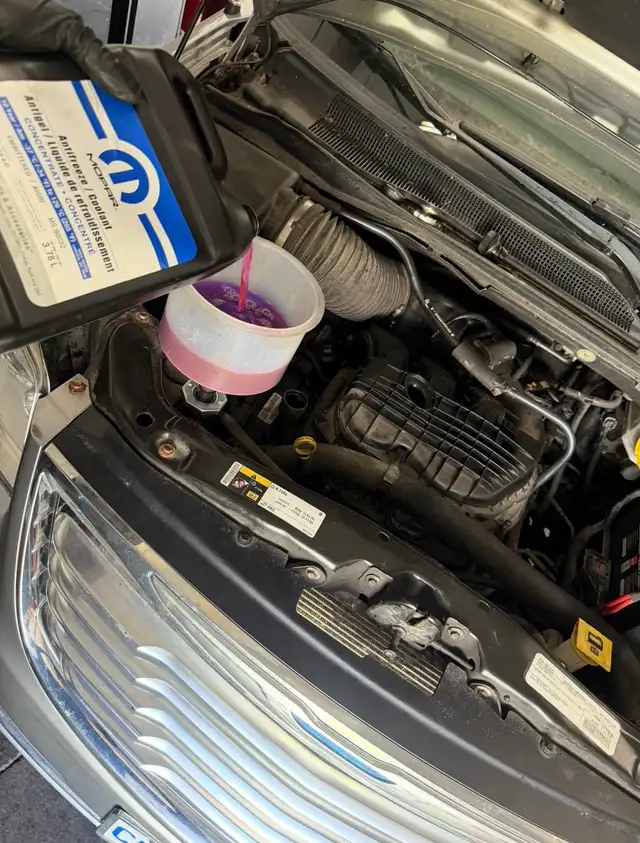 mechanic repair - Photo 2