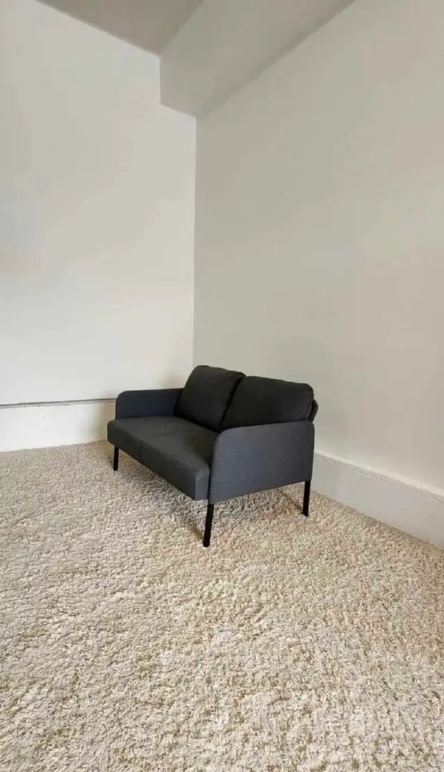 FREE DELIVERY LIKE NEW Ikea Glostad 2 Seater/Loveseat Sofa/Couch - Photo 8