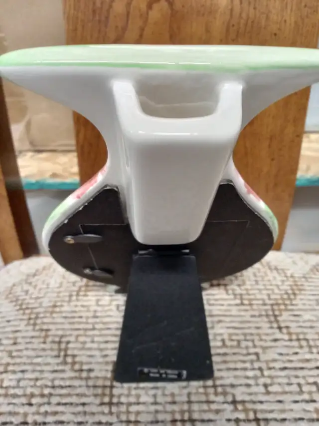 CERAMIC FVASE FRAME ON STAND - Photo 2