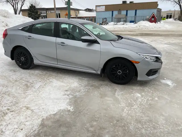 2016 Honda Civic low km 70000 - Photo 3