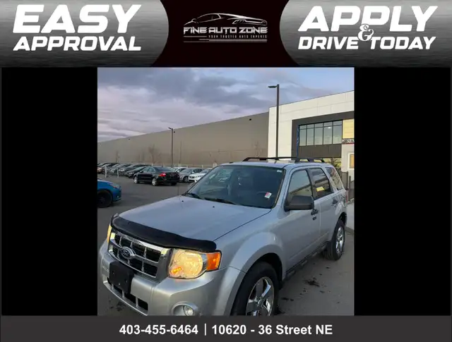 2011 Ford Escape XLT AWD V6 : Low Mileage
