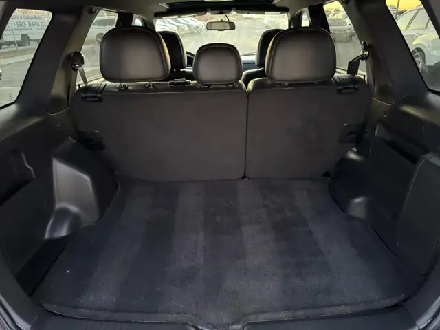 2011 Ford Escape XLT AWD V6 : Low Mileage - Photo 15