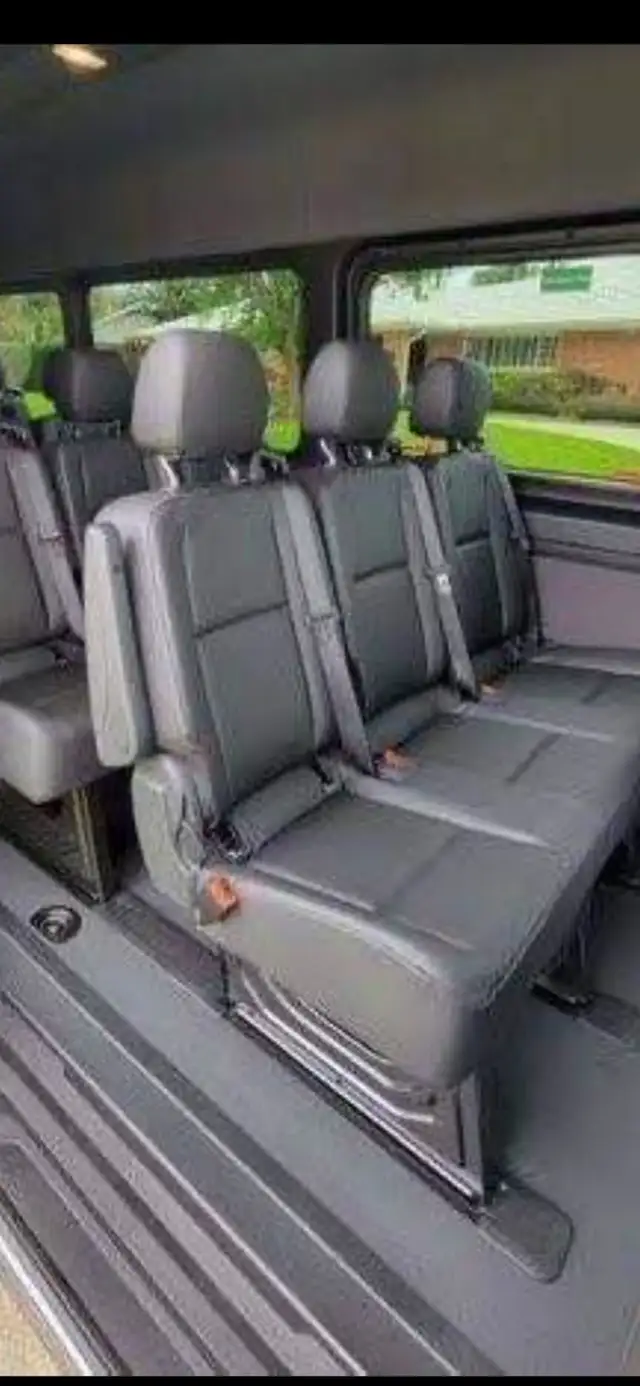 EXPRESS RIDESHARE MONTREAL TO TORONTO MISSISSAUGA