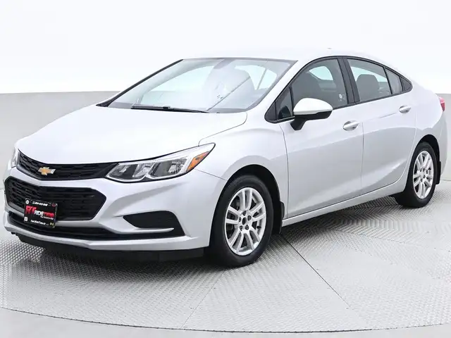 2017 Chevrolet Cruze LS - Apple CarPlay / Android Auto, Backup C - Photo 2