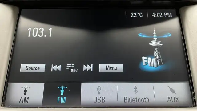 2017 Chevrolet Cruze LS - Apple CarPlay / Android Auto, Backup C - Photo 4