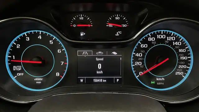 2017 Chevrolet Cruze LS - Apple CarPlay / Android Auto, Backup C - Photo 8