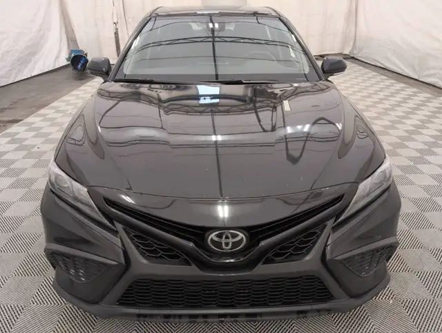 2024 Toyota Camry - Photo 2