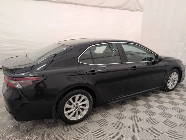 2024 Toyota Camry - Photo 4