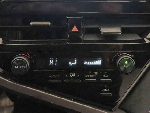 2024 Toyota Camry - Photo 17