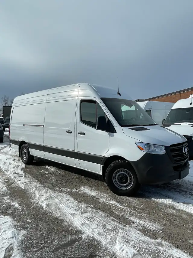 2024 Mercedes-Benz Sprinter - Photo 4