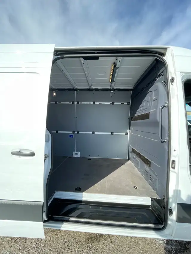 2024 Mercedes-Benz Sprinter - Photo 17