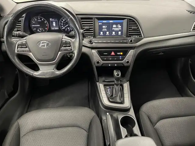 Hyundai Elantra GL 2017 - Photo 11