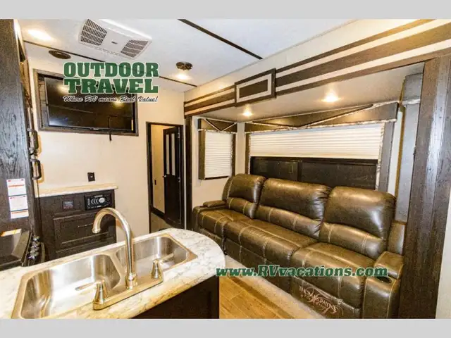 2018 Keystone RV Impact 29V - Photo 7