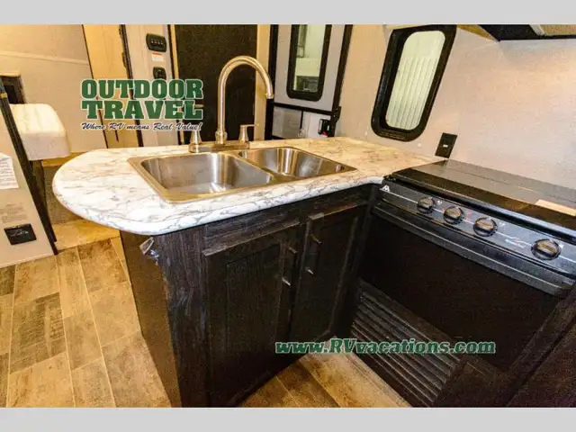 2018 Keystone RV Impact 29V - Photo 10